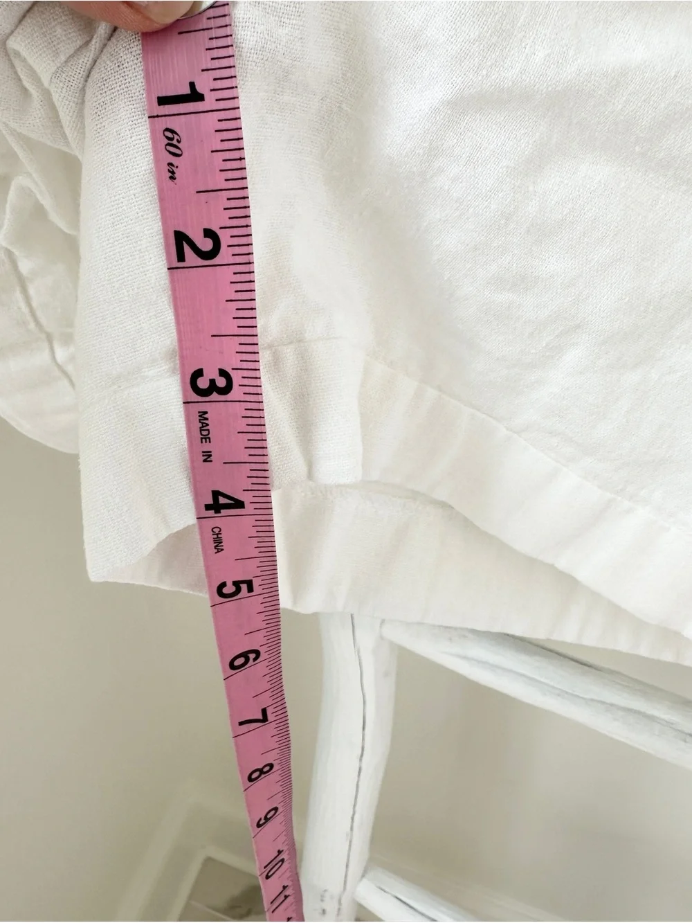 Old Navy White Drawstring Linen Blend 4” Shorts Size Large